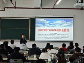 1b9aa593329443f63f770754a7cf01a8